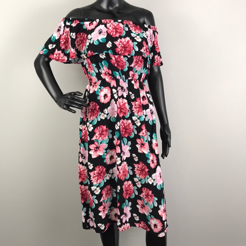 Flower Maxi Dress with Peep Shoulders